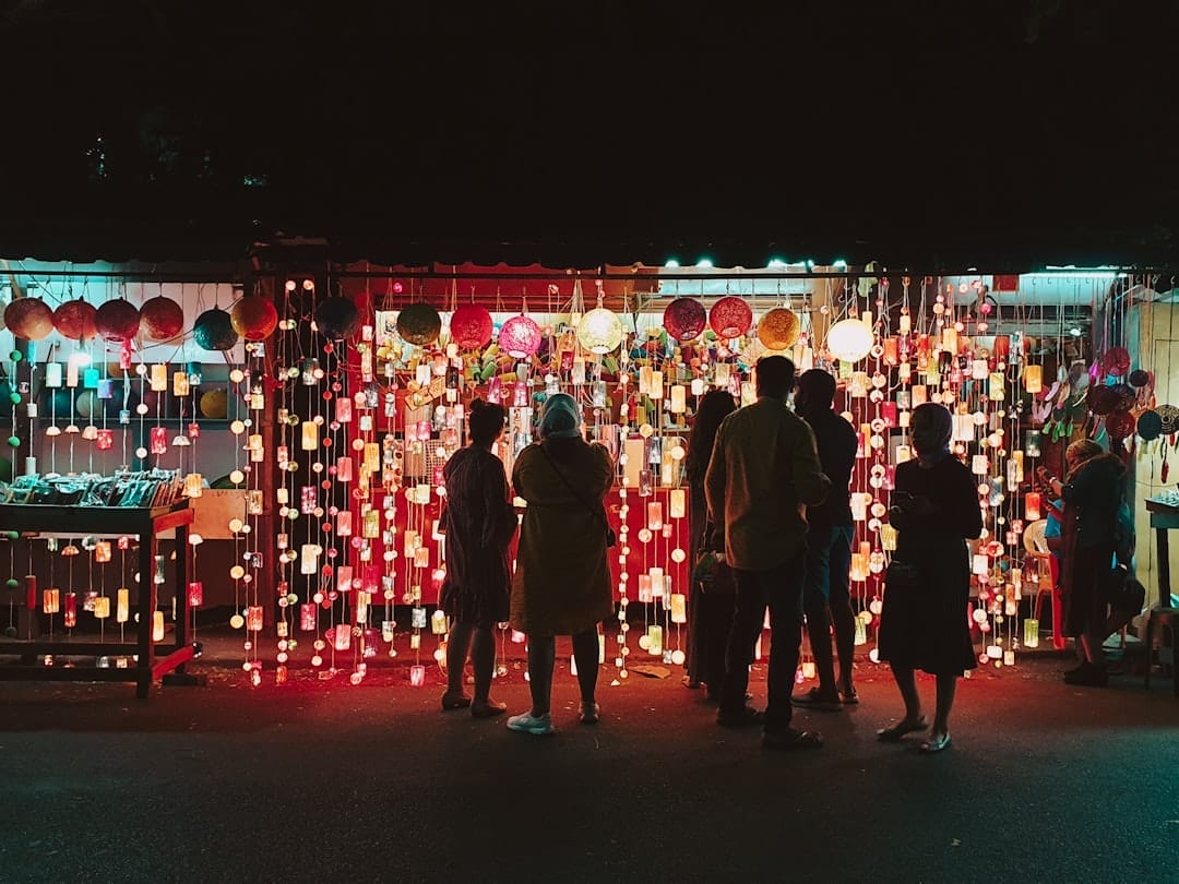Suasana Malam di Alun Alun Gresik